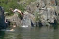 Fotografia: Radosť z kúpania a pes dobrý plavec, fotograf: Lýdia Šimková, tagy: šantenie, voda, pes. ľudia, radosť